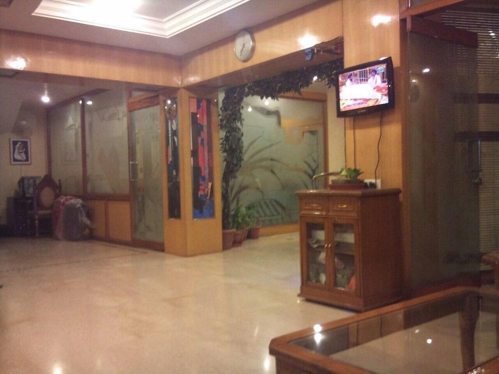 โรงแรมซิงห์ อินเตอร์เนชั่นแนล เดลี ภายนอก รูปภาพ